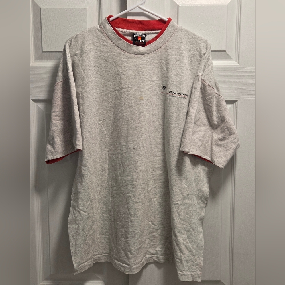 (5/$25) Vintage Signal Sport Red Trim GE Aircraft Engines Rutland Vermont Tee XL